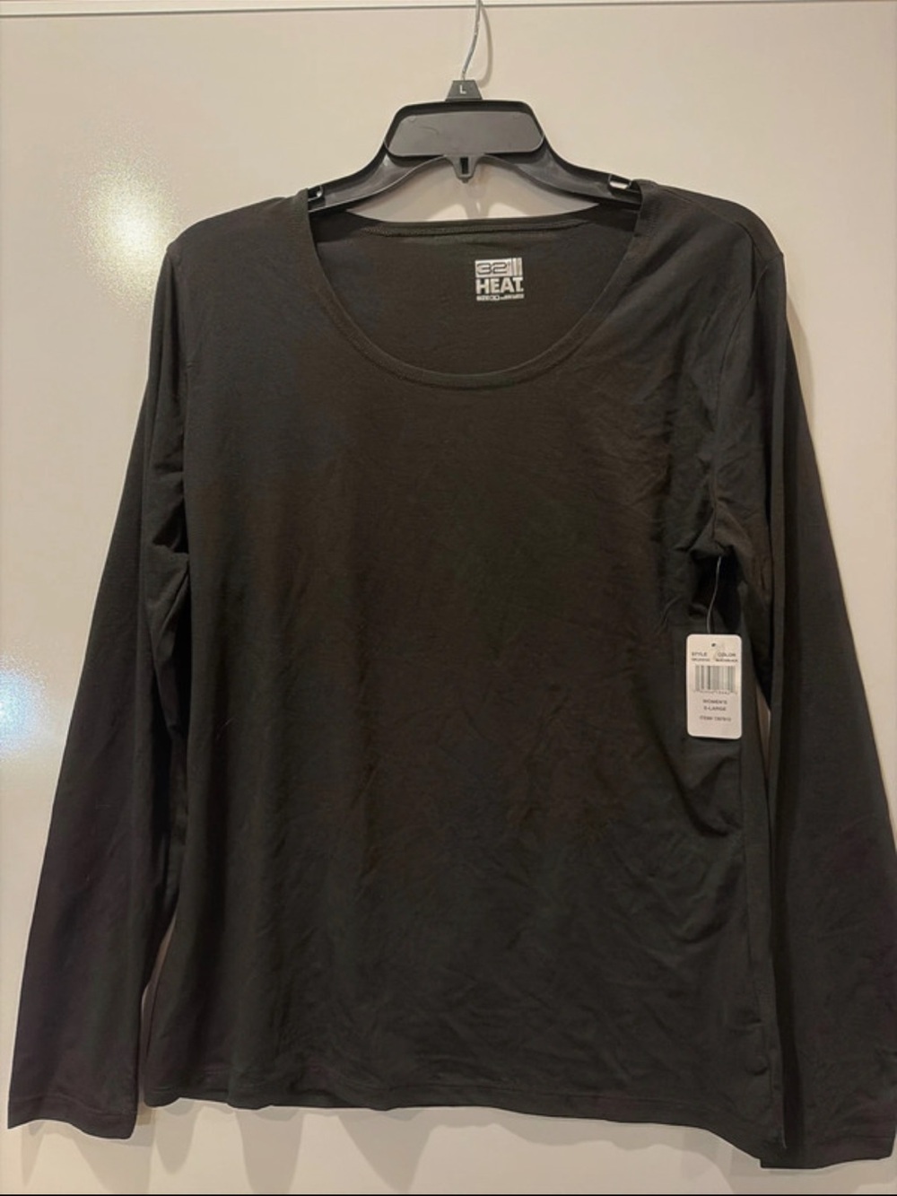 Black Long-Sleeve Scoop Neck Top